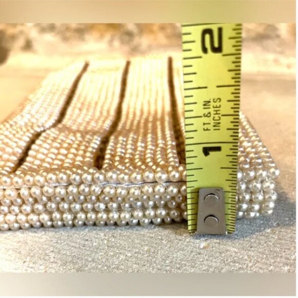 Vintage 1950s beaded faux pearl purse clutch with silver stripes and zipper - Picture 15 of 15